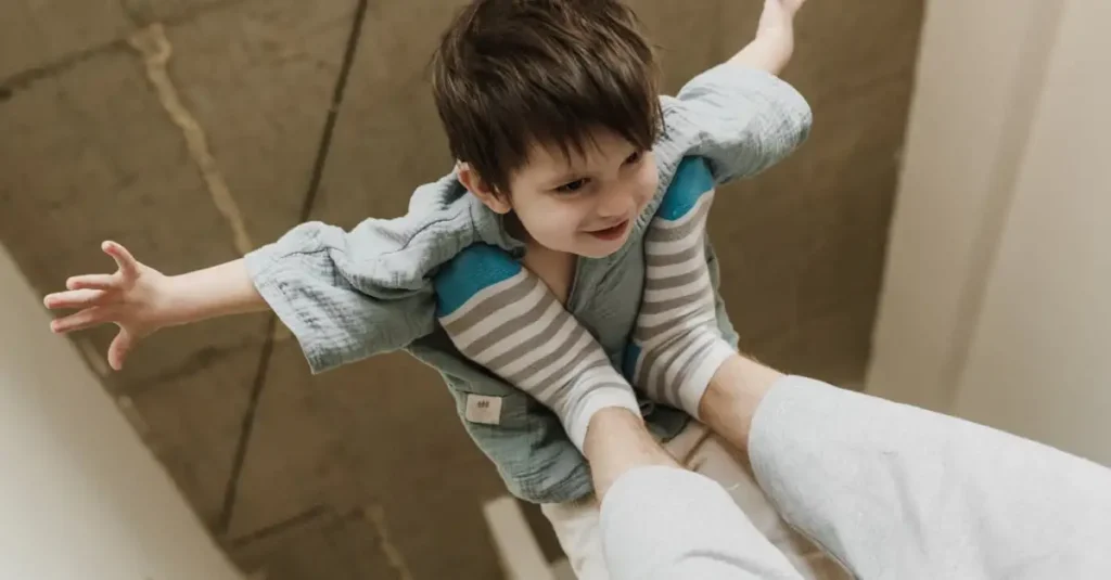 Mag een juf een kind zo optillen? - Uitleg voor kleuters